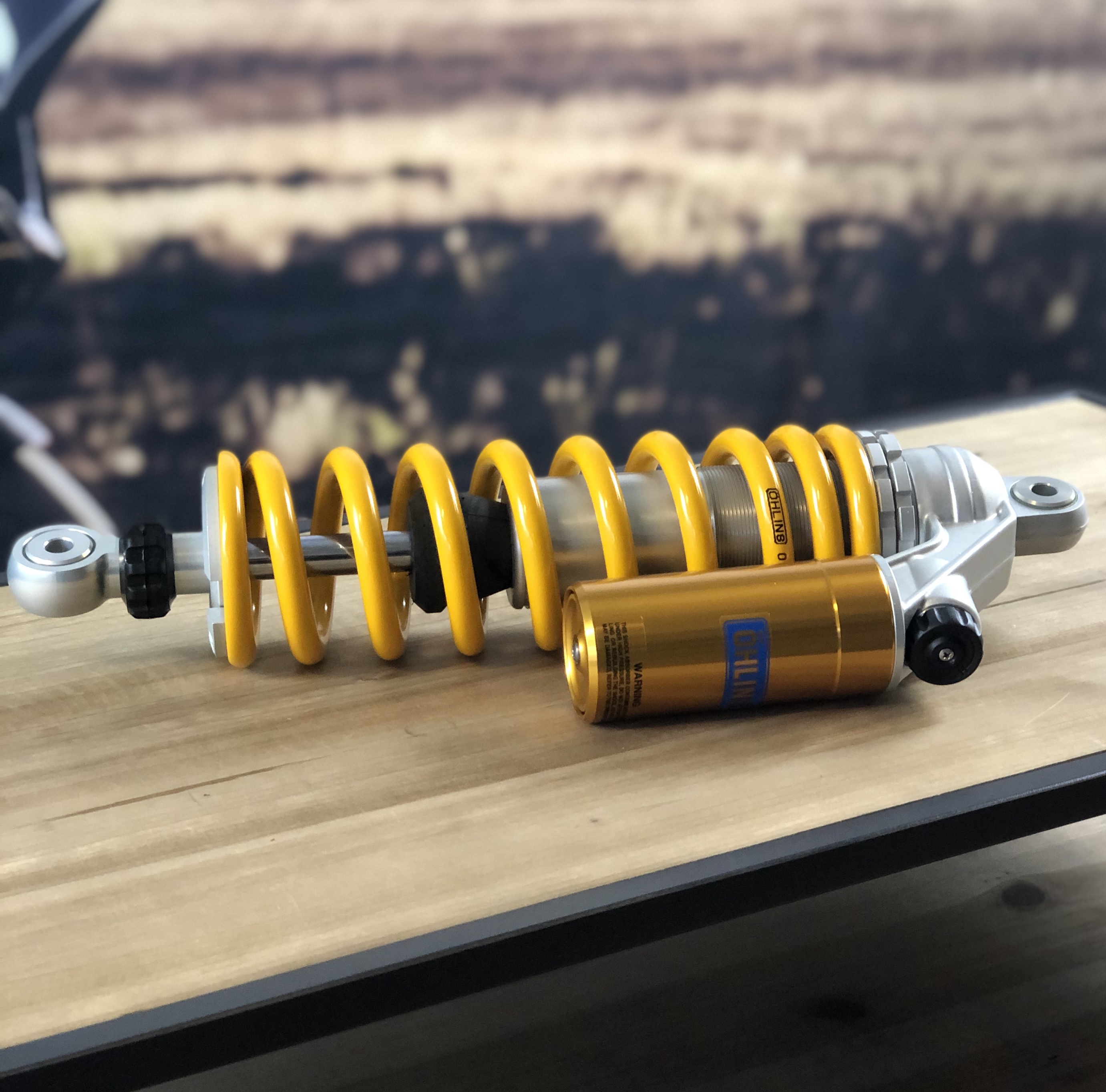 Monoamortisseur Öhlins d'origine Moto Guzzi V85 TT